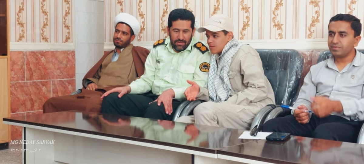 فرمانده نیروی انتظامی شهرستان بهمئی (جمشیدی)هفته فراجاروتبریک گفتن
