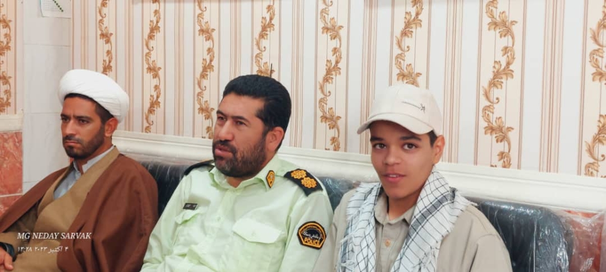 فرمانده نیروی انتظامی شهرستان بهمئی (جمشیدی)هفته فراجاروتبریک گفتن