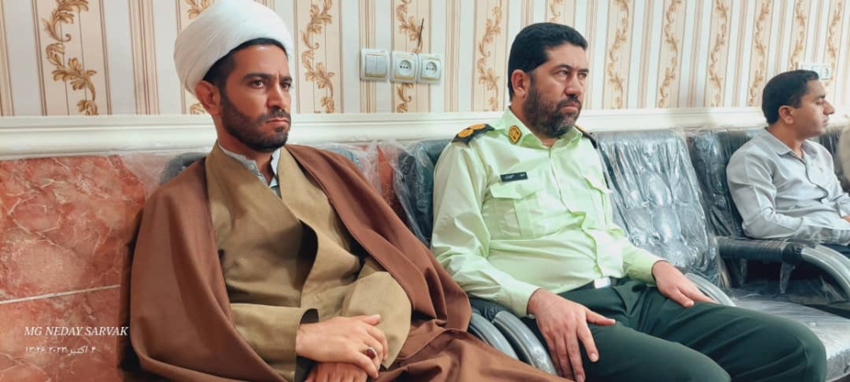 فرمانده نیروی انتظامی شهرستان بهمئی (جمشیدی)هفته فراجاروتبریک گفتن