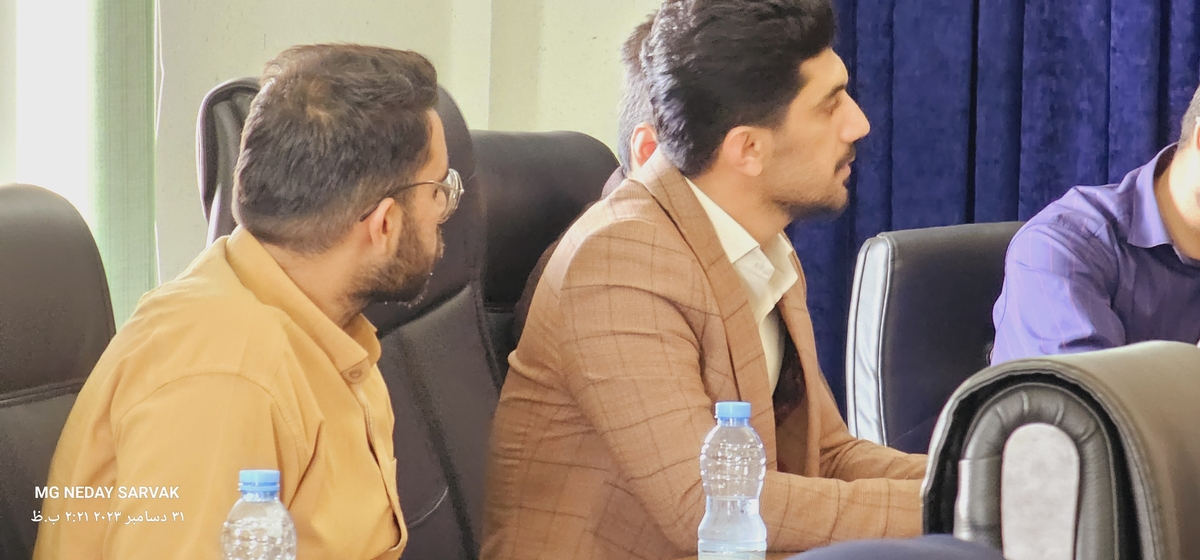 نشست هم اندیشی جوانان شهرستان بهمئی باحضورمعاونت فرهنگی وجوانان استان درقالب نماشو