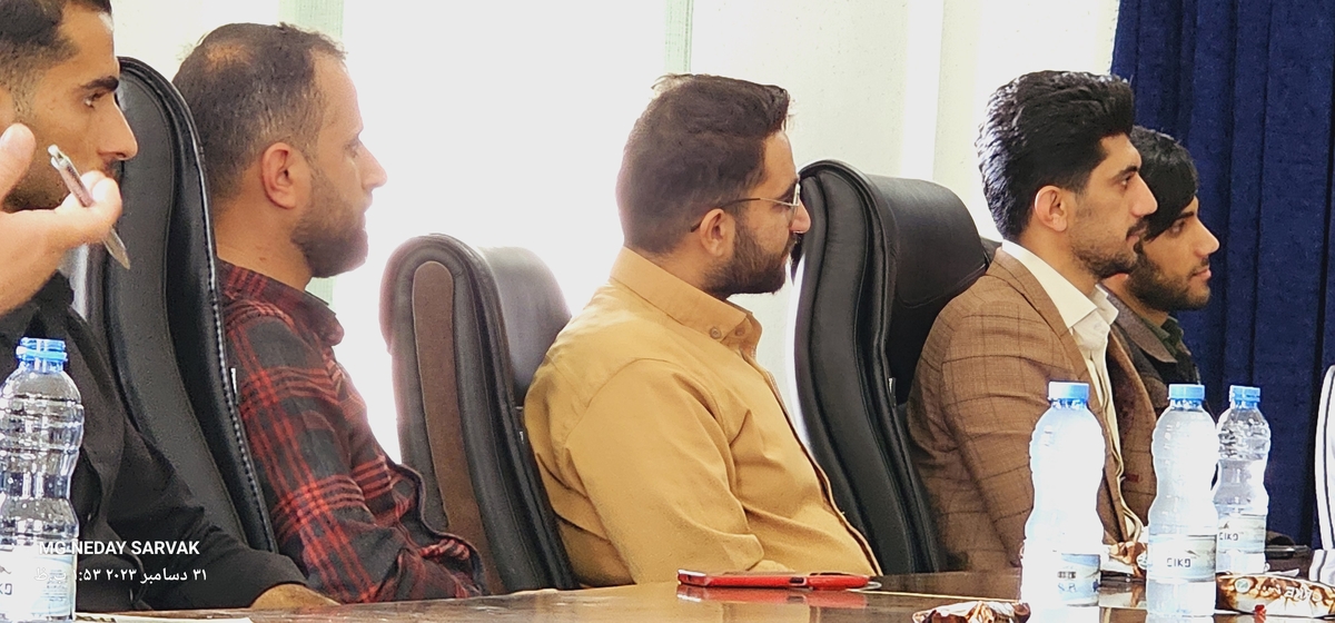 نشست هم اندیشی جوانان شهرستان بهمئی باحضورمعاونت فرهنگی وجوانان استان درقالب نماشو