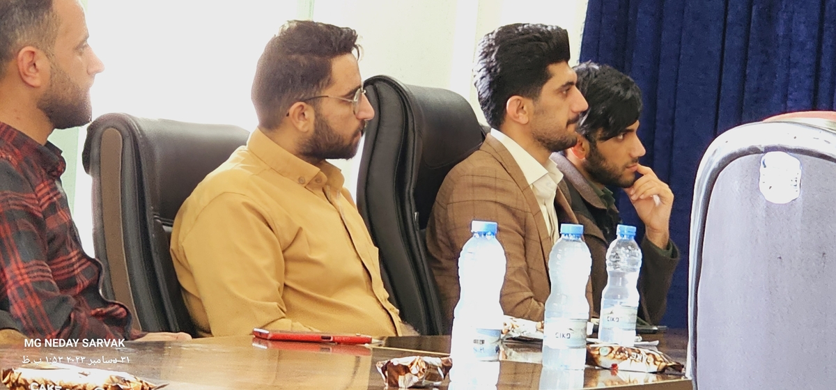 نشست هم اندیشی جوانان شهرستان بهمئی باحضورمعاونت فرهنگی وجوانان استان درقالب نماشو