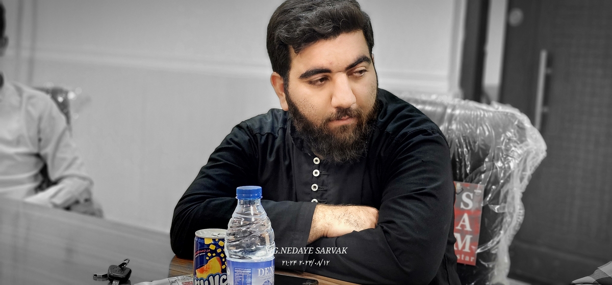 نشست صمیمانه شهرداروشورای شهرباخبرنگاران 