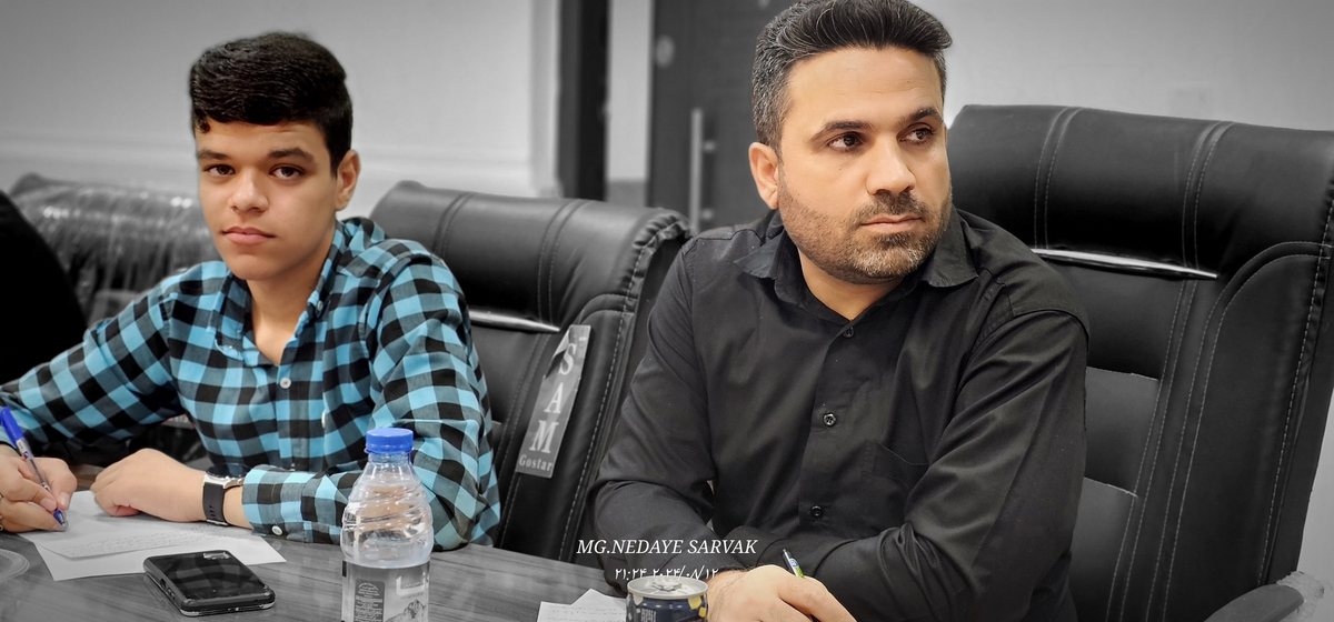 نشست صمیمانه شهرداروشورای شهرباخبرنگاران 