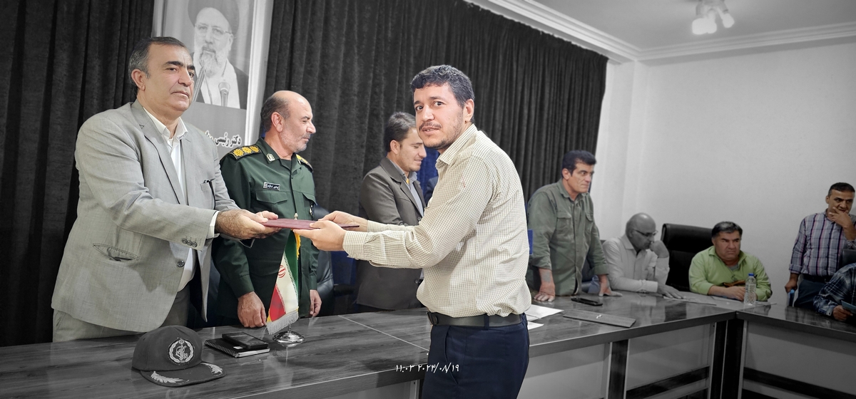 نگاهی به جلسه امروزشورای اداری شهرستان
