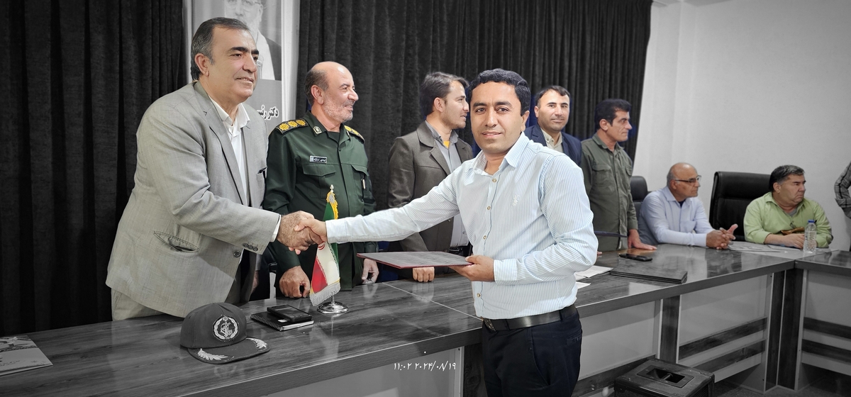 نگاهی به جلسه امروزشورای اداری شهرستان