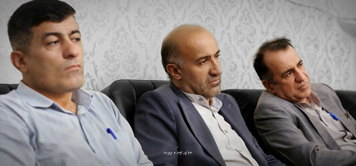 نشست رئیس جدیدهیئت فوتبال استان بارئیس هیئت فوتبال وریاست اداره ورزش وجوانان شهرستان وجمعی ازپیشکسوتان
