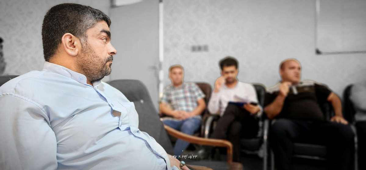 نشست رئیس جدیدهیئت فوتبال استان بارئیس هیئت فوتبال وریاست اداره ورزش وجوانان شهرستان وجمعی ازپیشکسوتان