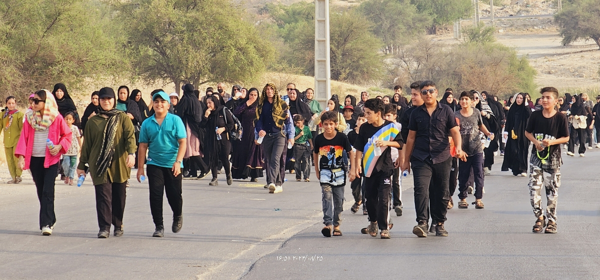 جاماندکان اربعین درشهرستان بهمئی شلمچه ای دیگردرمسیرشهدای گمنام تاشهیدان(خوب)ازخودبه یادگارگذاشتند
