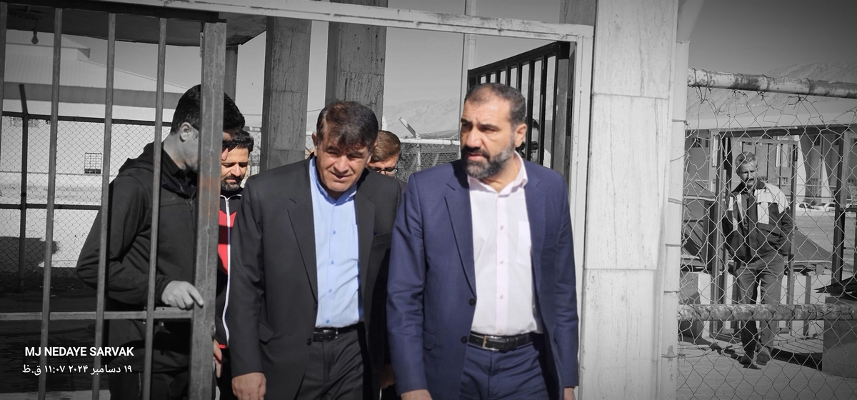 دهقان مدیرکل ورزش استان وخوبی مفاون توسعه وهیئت همراه امروزپنج شنیه ازپروژه های ورزشی شهرستان دیدن کردن