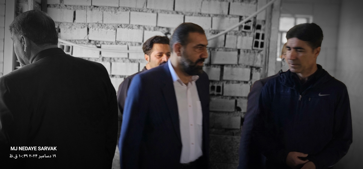 دهقان مدیرکل ورزش استان وخوبی مفاون توسعه وهیئت همراه امروزپنج شنیه ازپروژه های ورزشی شهرستان دیدن کردن