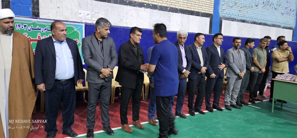 تقدیرازفعال فرهنگی شهرستان