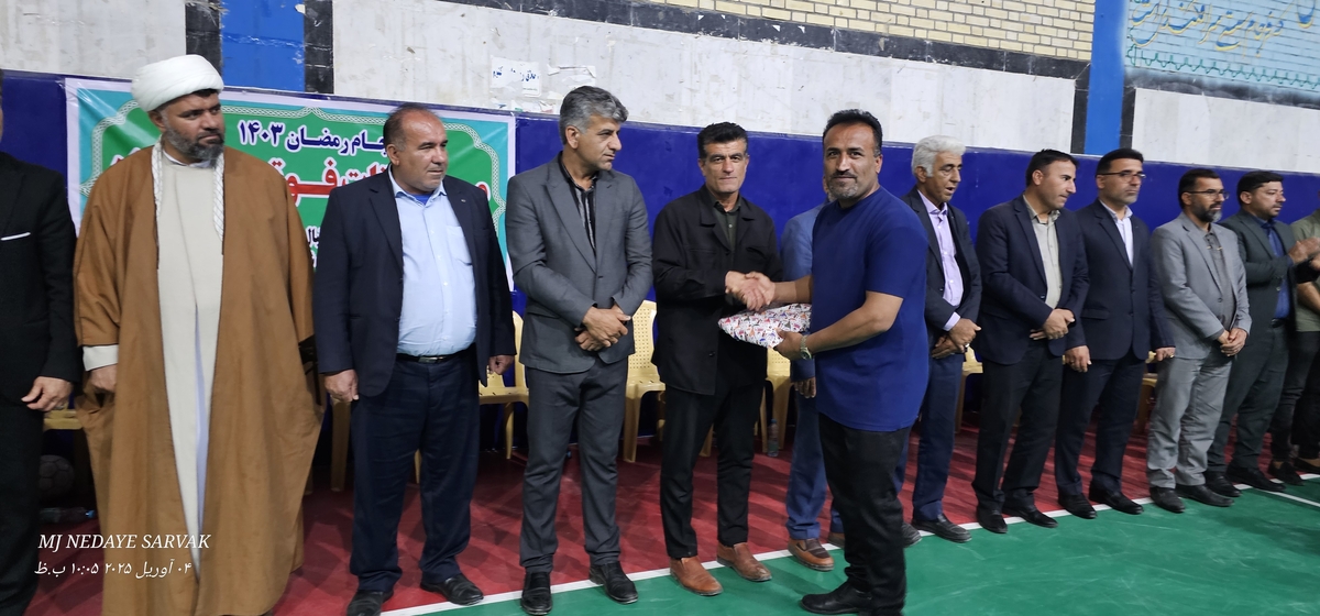 تقدیرازفعال فرهنگی شهرستان