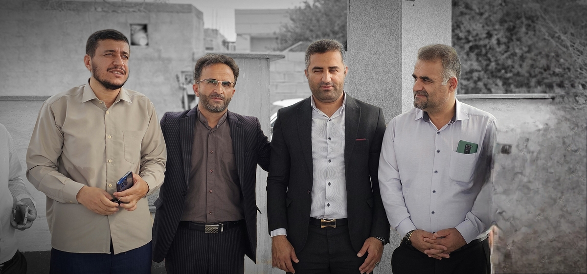 خبرنگاران شهرستان بهمئی درروزخبرنگاربرمزارشهیدان تجدیدمیثاق کردند