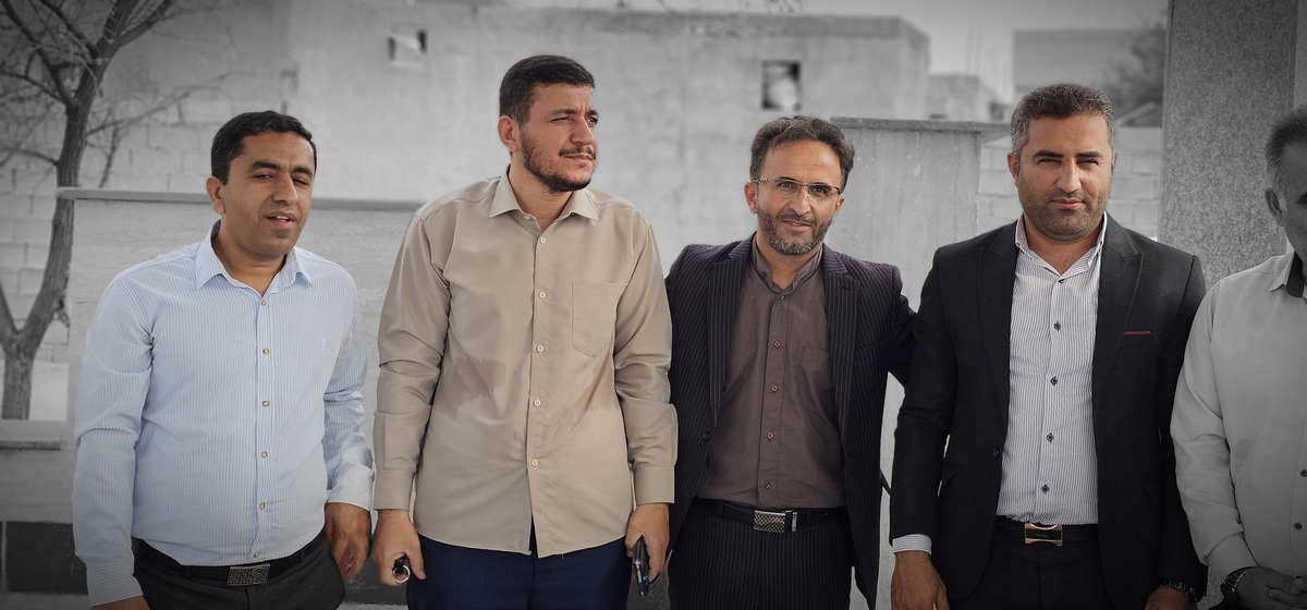 خبرنگاران شهرستان بهمئی درروزخبرنگاربرمزارشهیدان تجدیدمیثاق کردند