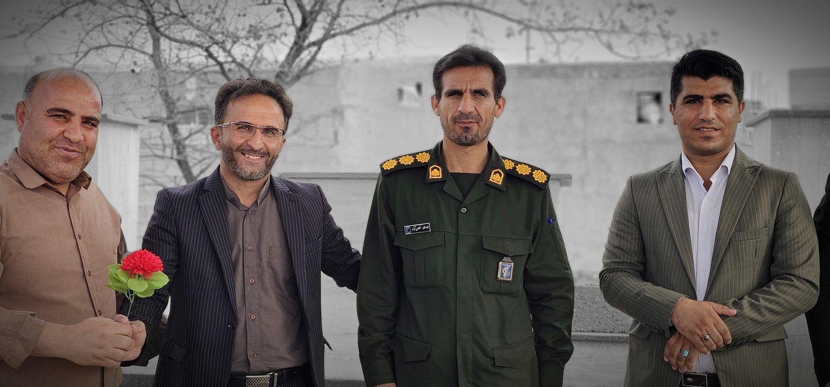 خبرنگاران شهرستان بهمئی درروزخبرنگاربرمزارشهیدان تجدیدمیثاق کردند