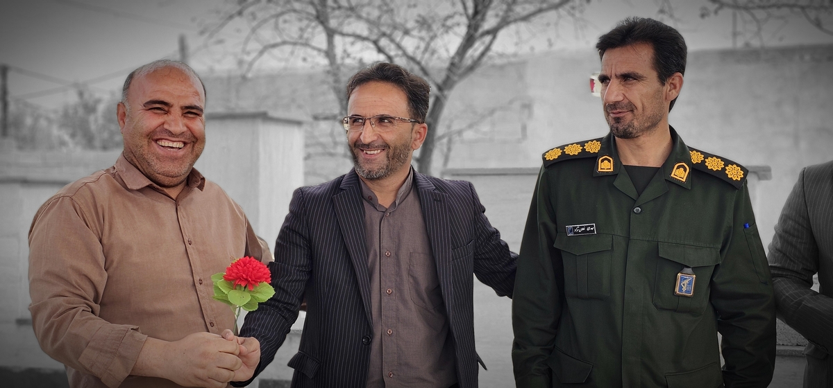 خبرنگاران شهرستان بهمئی درروزخبرنگاربرمزارشهیدان تجدیدمیثاق کردند