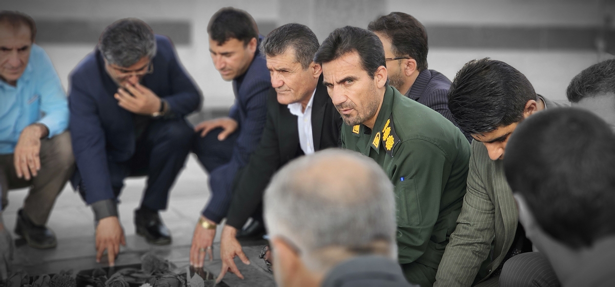 خبرنگاران شهرستان بهمئی درروزخبرنگاربرمزارشهیدان تجدیدمیثاق کردند