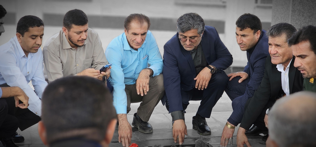 خبرنگاران شهرستان بهمئی درروزخبرنگاربرمزارشهیدان تجدیدمیثاق کردند