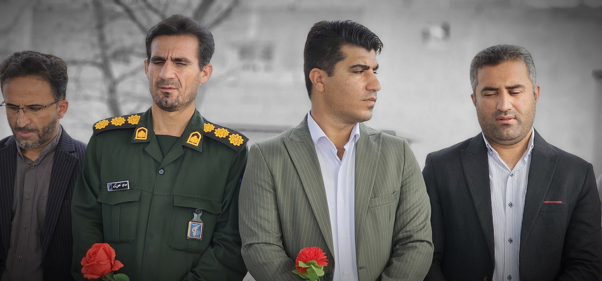خبرنگاران شهرستان بهمئی درروزخبرنگاربرمزارشهیدان تجدیدمیثاق کردند