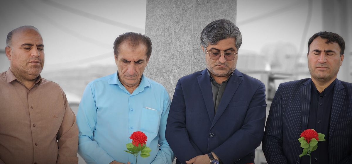 خبرنگاران شهرستان بهمئی درروزخبرنگاربرمزارشهیدان تجدیدمیثاق کردند