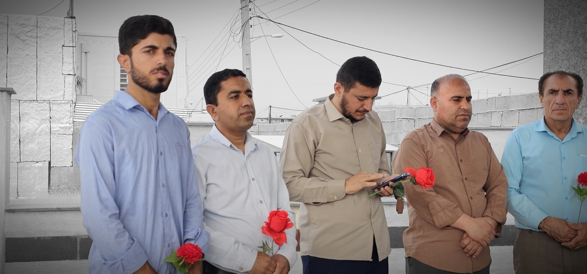 خبرنگاران شهرستان بهمئی درروزخبرنگاربرمزارشهیدان تجدیدمیثاق کردند