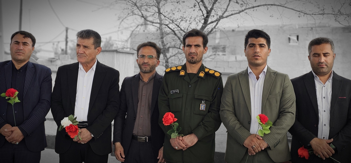 خبرنگاران شهرستان بهمئی درروزخبرنگاربرمزارشهیدان تجدیدمیثاق کردند