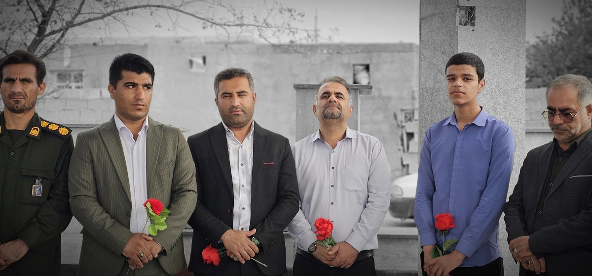 خبرنگاران شهرستان بهمئی درروزخبرنگاربرمزارشهیدان تجدیدمیثاق کردند