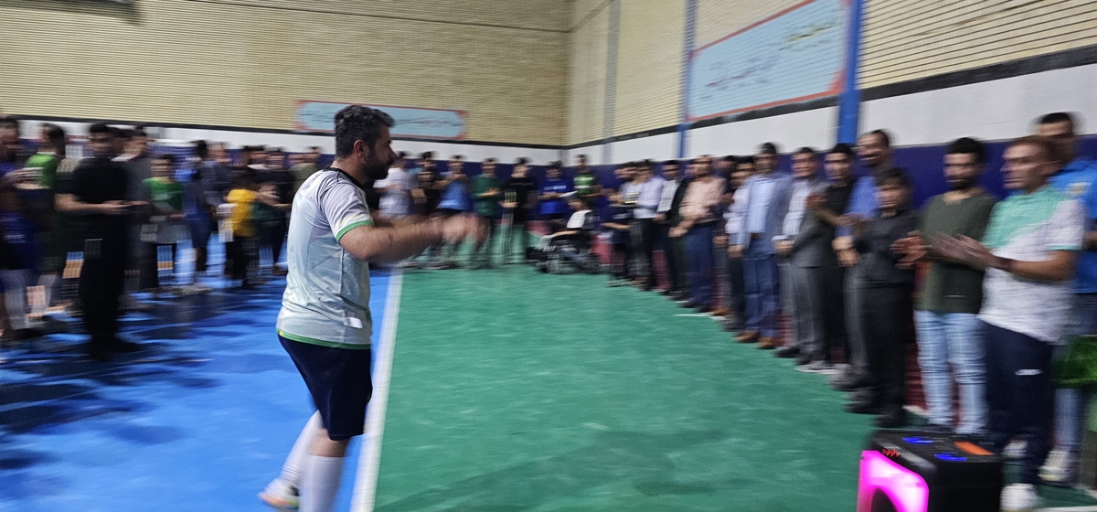به پایان آمداین دفترحکایت همچنان باقیست