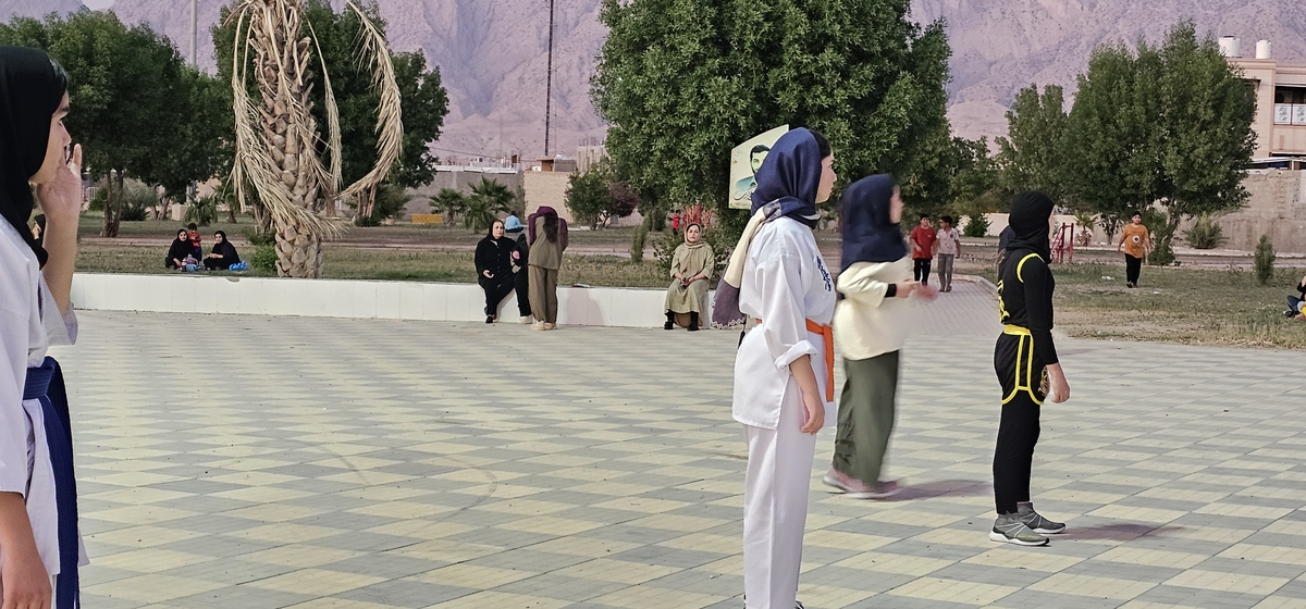 رئیس اداره ورزش وجوانان شهرستان بهمئی(خانم بیوکانی) خبرداد