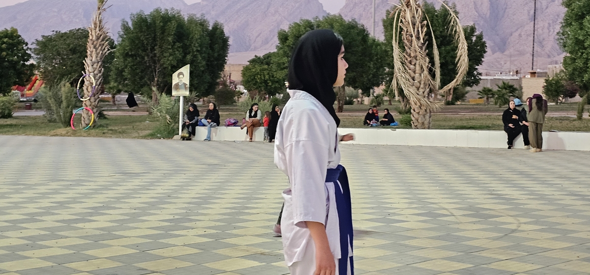 رئیس اداره ورزش وجوانان شهرستان بهمئی(خانم بیوکانی) خبرداد