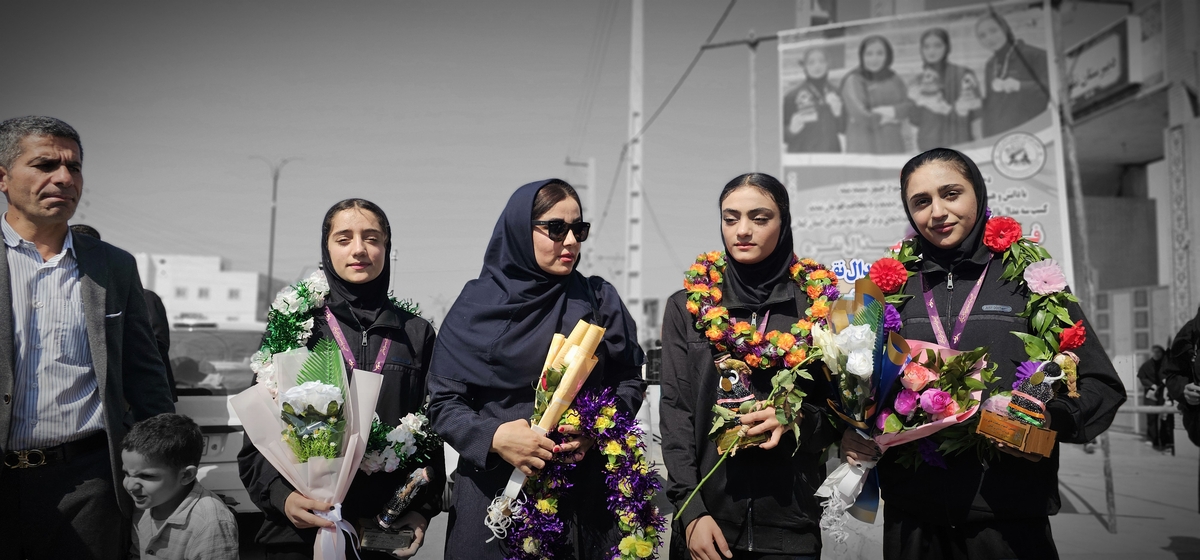 اسقبال بینظرازبانوان مدال اورشهرستان