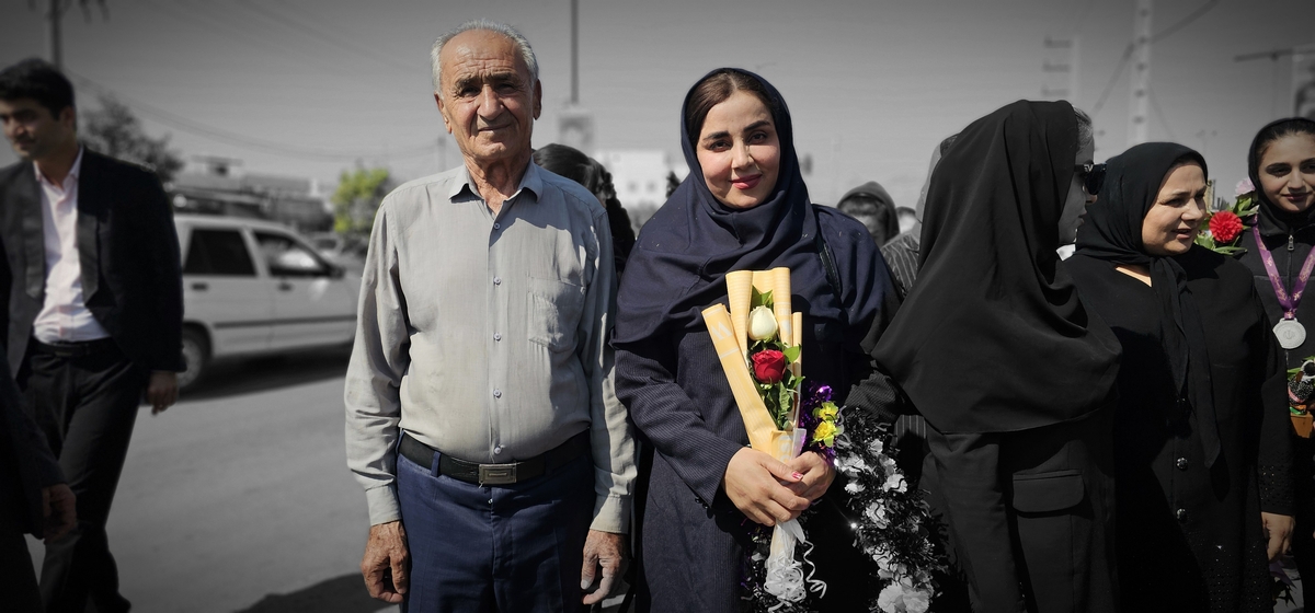 اسقبال بینظرازبانوان مدال اورشهرستان