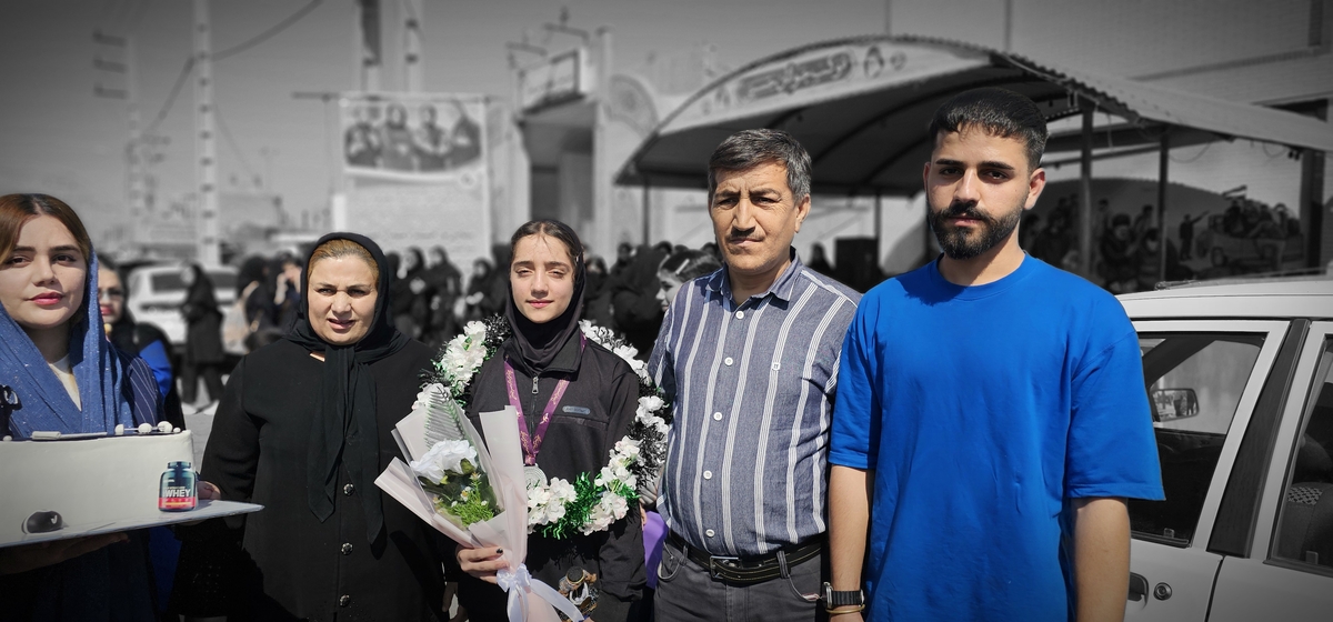 اسقبال بینظرازبانوان مدال اورشهرستان