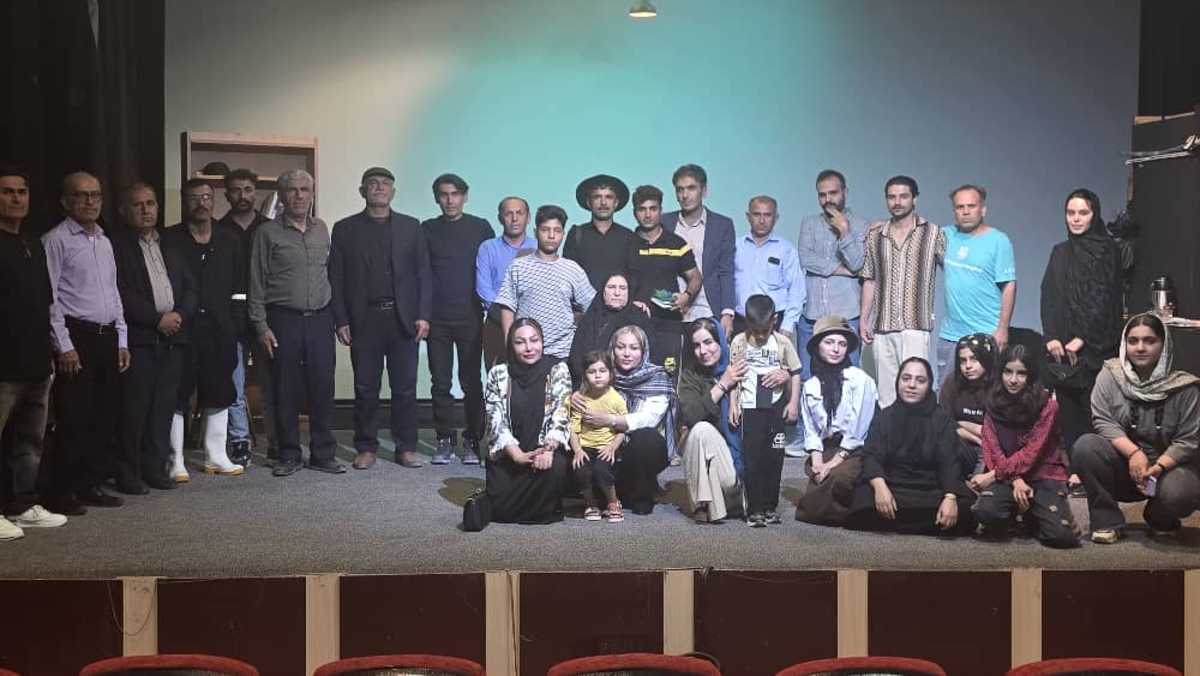 آخرین اجرای عموم نمایش چشمهادرشهرستان بهمئی