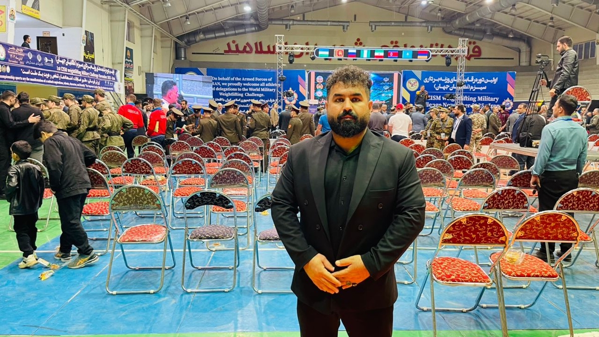 حضورپسرارزنده بهمئی درمسابقات ارتشهای جهان