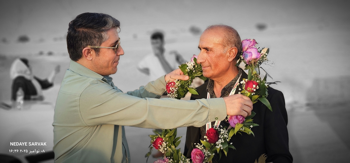 مدال طرح سیمرغ برگردن مصطفایی ازشهرستان بهمئی