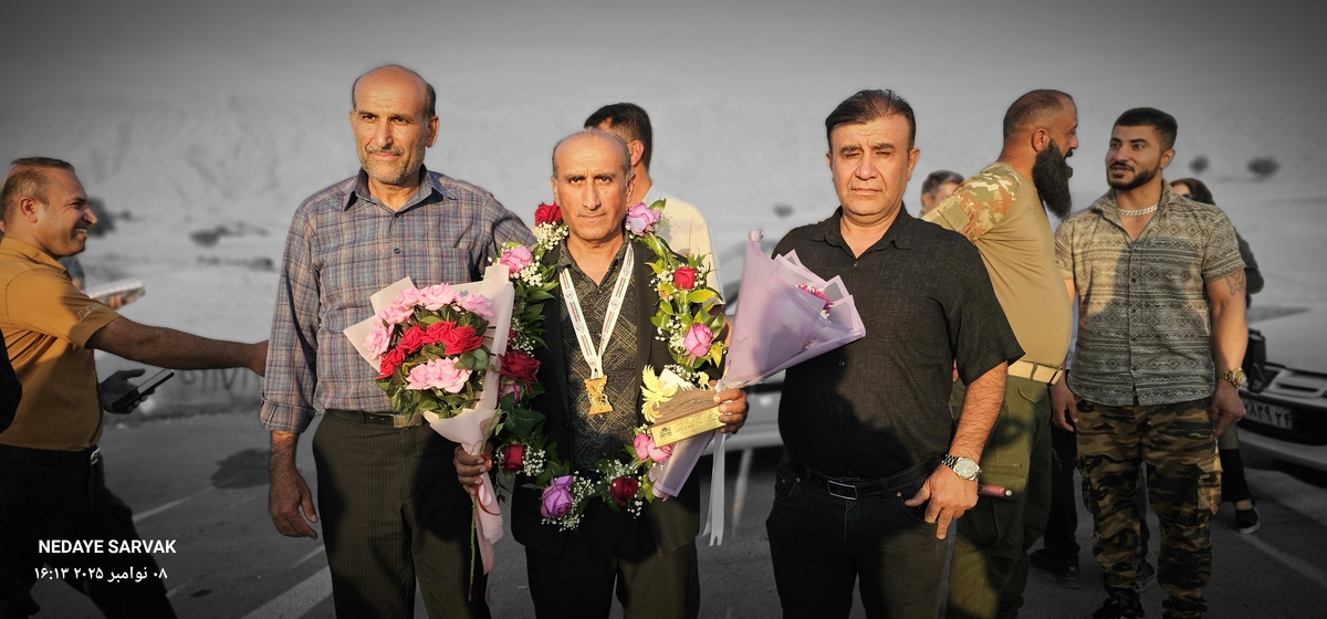 مدال طرح سیمرغ برگردن مصطفایی ازشهرستان بهمئی