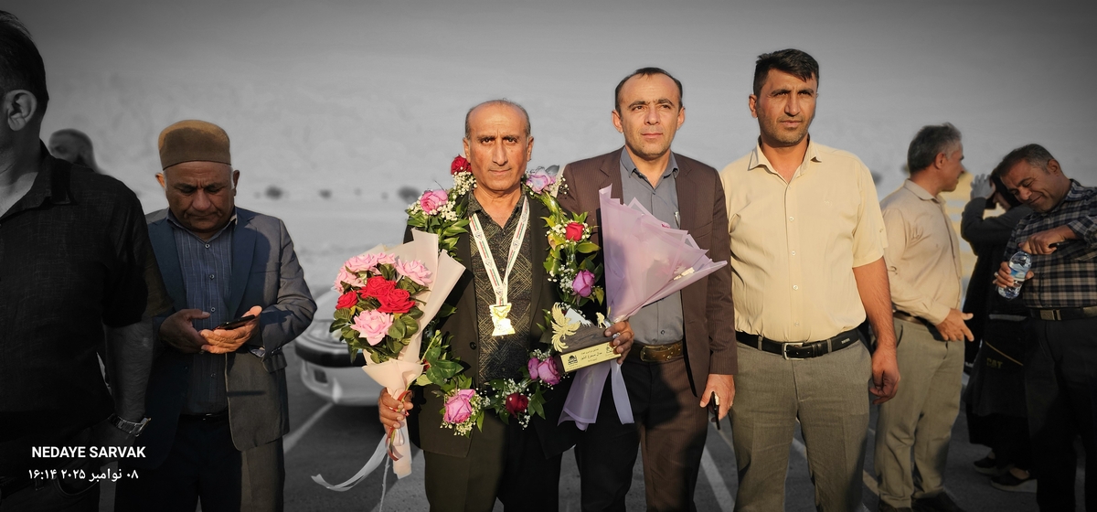 مدال طرح سیمرغ برگردن مصطفایی ازشهرستان بهمئی