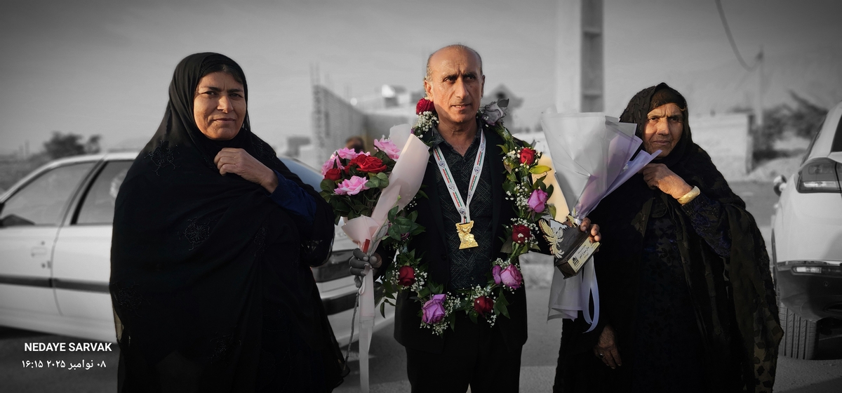 مدال طرح سیمرغ برگردن مصطفایی ازشهرستان بهمئی