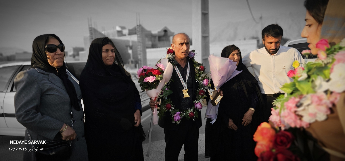 مدال طرح سیمرغ برگردن مصطفایی ازشهرستان بهمئی