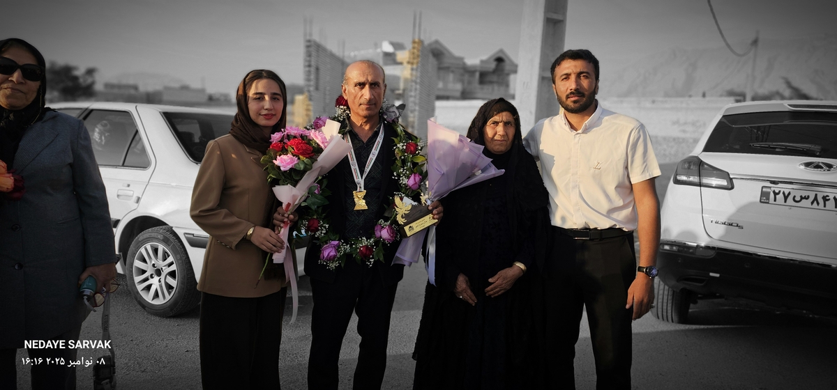 مدال طرح سیمرغ برگردن مصطفایی ازشهرستان بهمئی