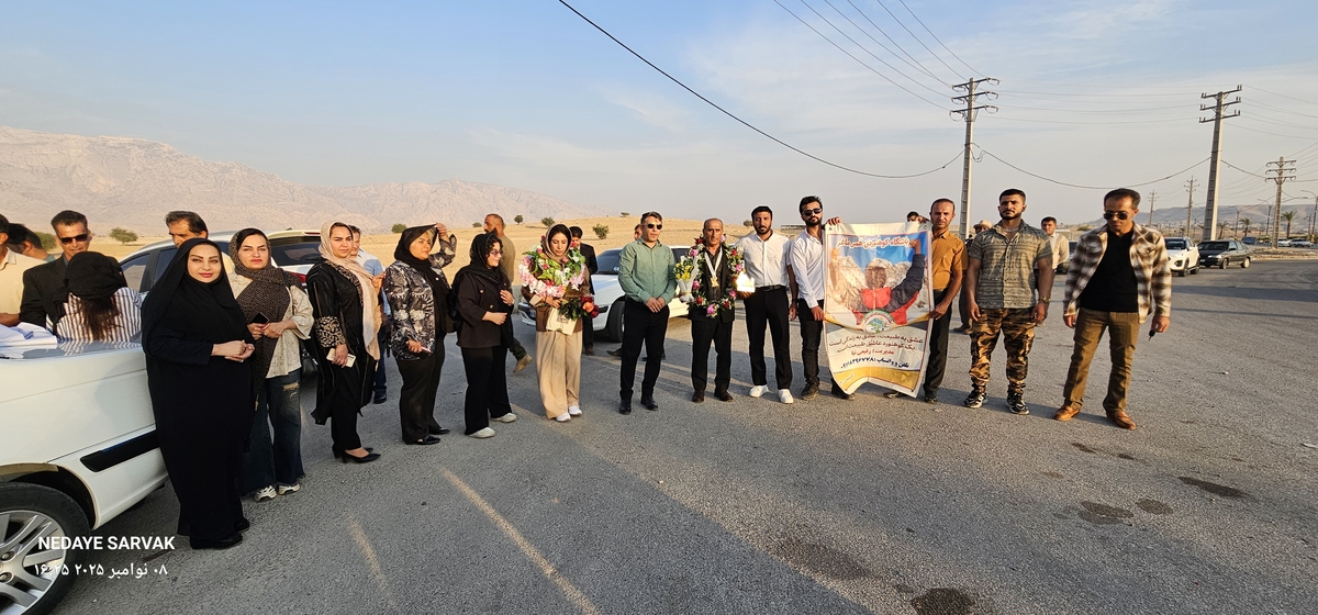 مدال طرح سیمرغ برگردن مصطفایی ازشهرستان بهمئی