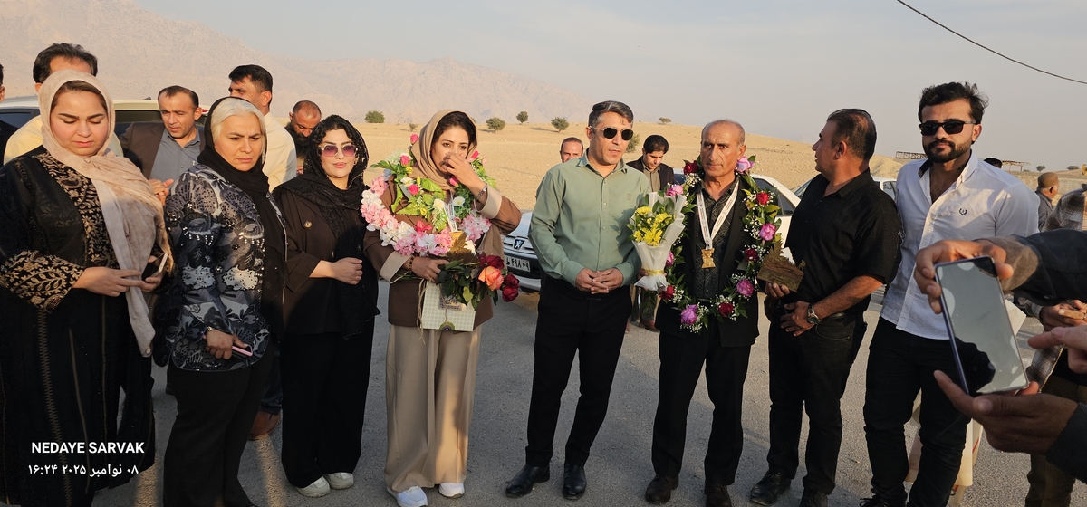 مدال طرح سیمرغ برگردن مصطفایی ازشهرستان بهمئی