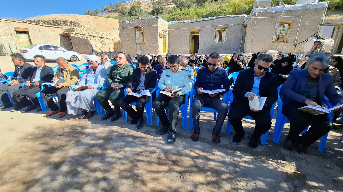 دیدارباخانواده های شهدابمناسبت هفته بسیج