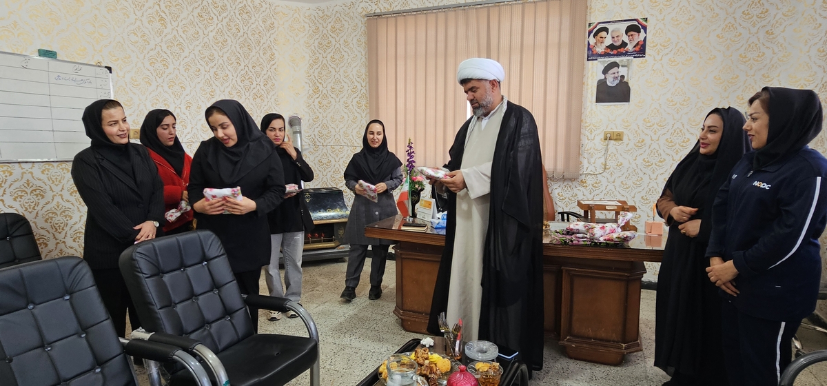 بمناسبت میلادحضرت فاطمه زهرا(س)روزمادروروززن برگزارشد