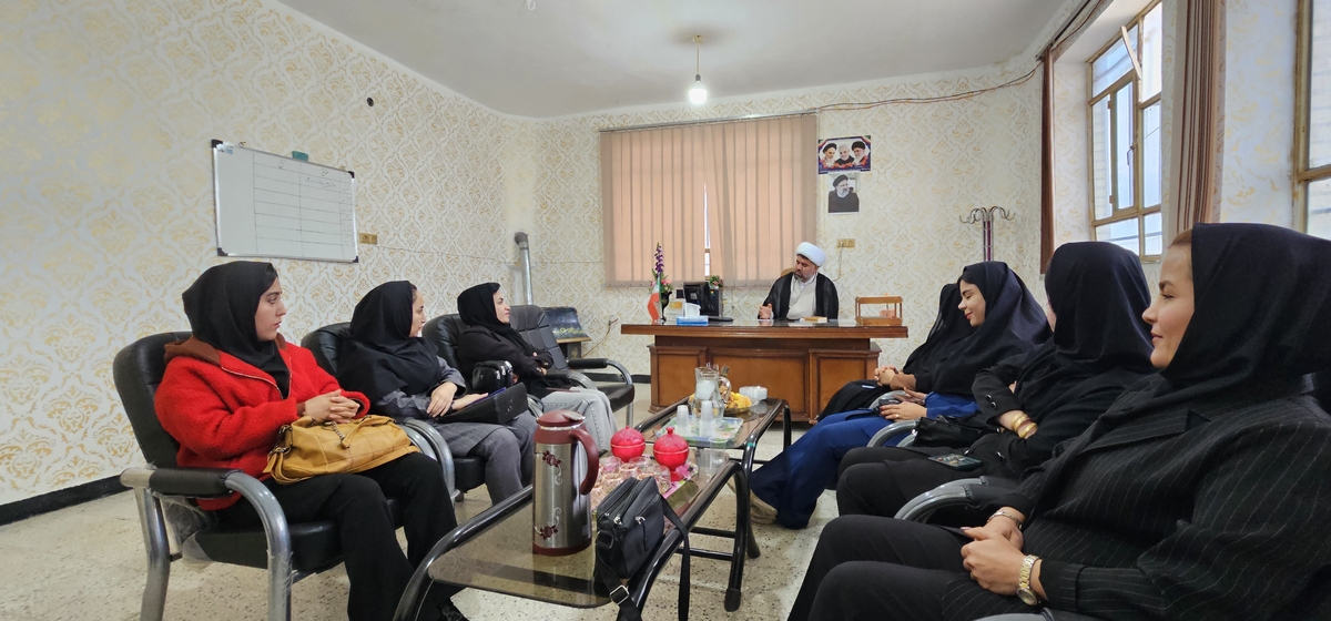 بمناسبت میلادحضرت فاطمه زهرا(س)روزمادروروززن برگزارشد